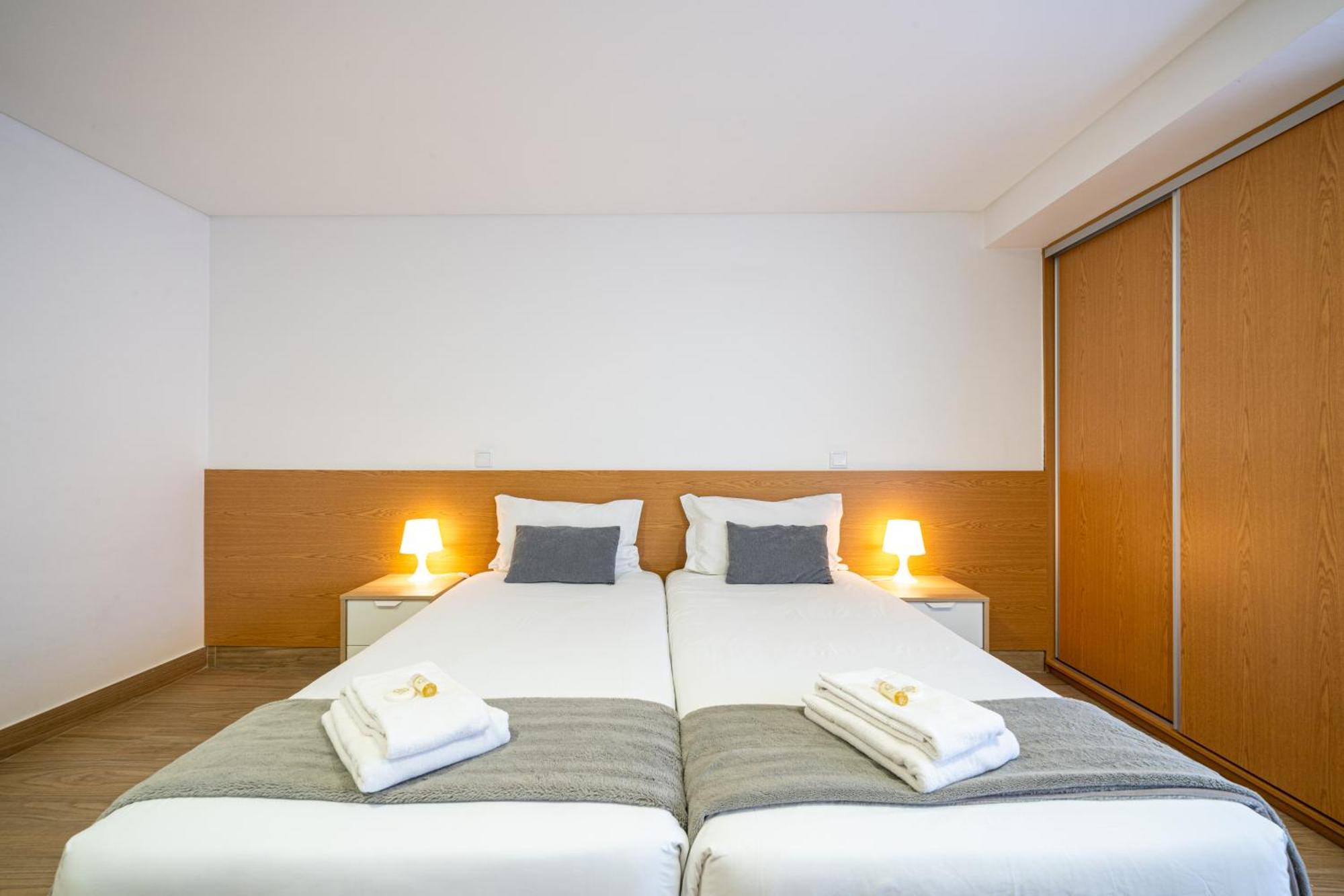 Central Suites 3 Sao Joao da Madeira Exterior photo